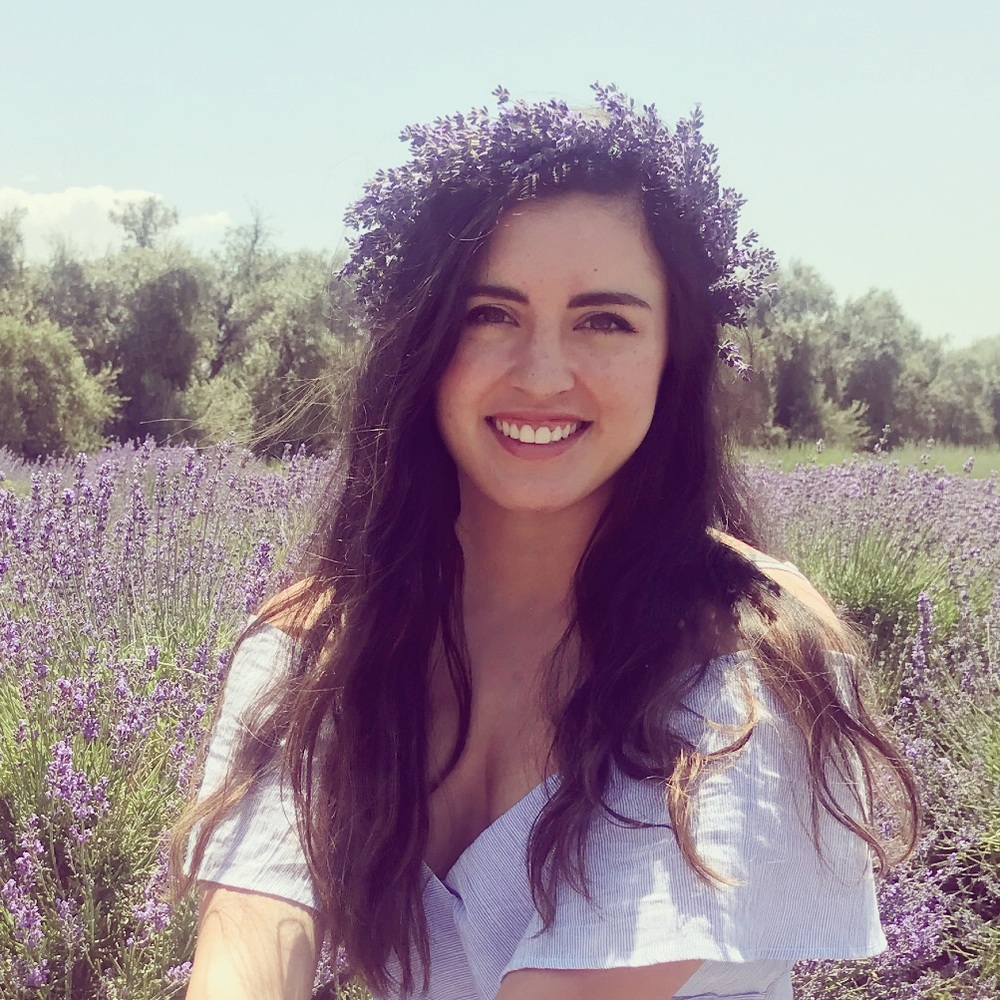 Meet your Posher, Chloe